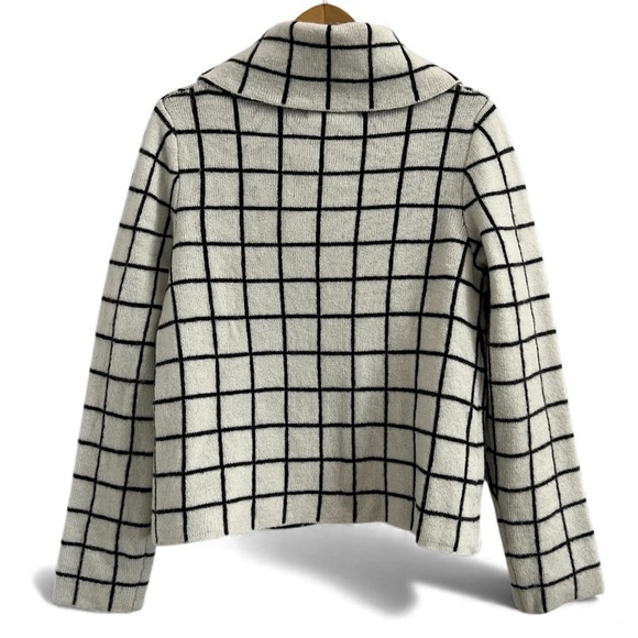 Ellen Tracy Black & White Checked Cropped Cardigan - Picture 3 of 3